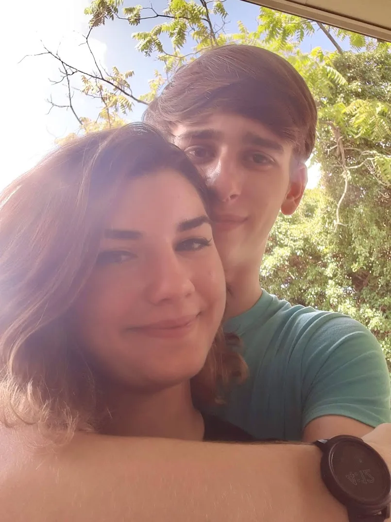 Gwendolyn and Noah early in their relationship